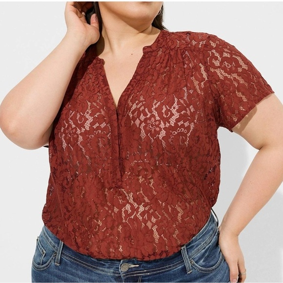 Torrid Harper Womens Lace Unlined Short Sleeve V-Neck Top Blouse Plus 1x - Picture 1 of 8